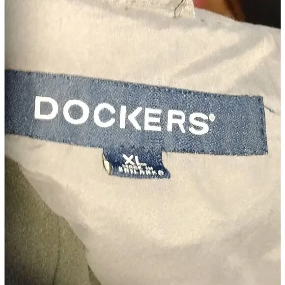Dockers  - Nice and Warm! Men's Jacket - XL Fleece-Lined. Please see next photo - Picture 5 of 7